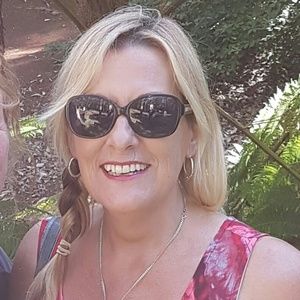 Meet your Posher, Sandra